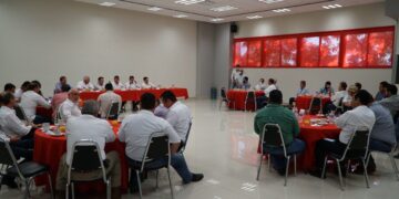 Obra pública de Victoria, se hará por constructores locales  :Gattás