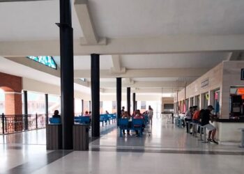 Piden a candidatos transporte y estacionamiento para zona de mercados en Tampico