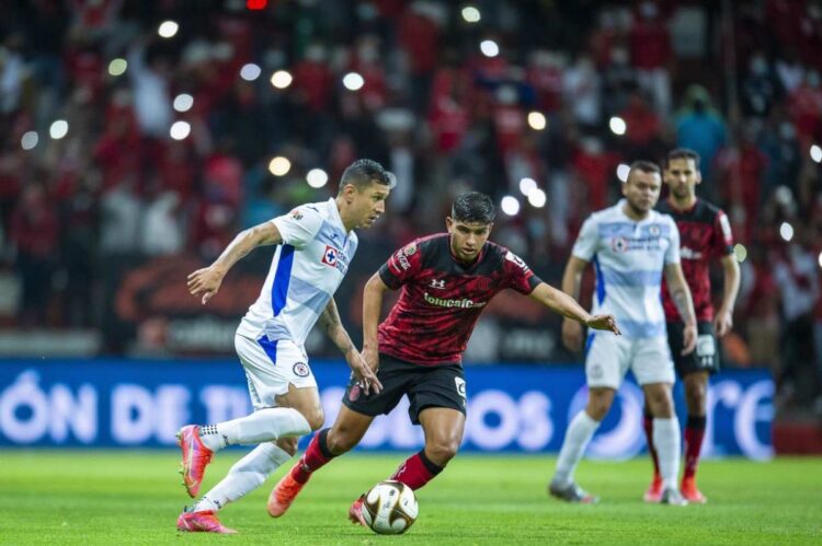 Toluca le pone freno a La Máquina con polémica incluida