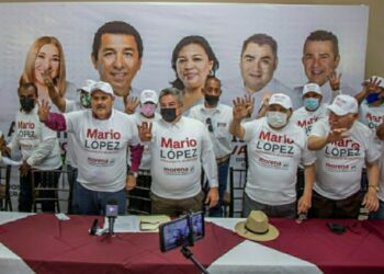 Luchadores sociales renuncian al PRI en Matamoros, se suman a Mario López de MORENA