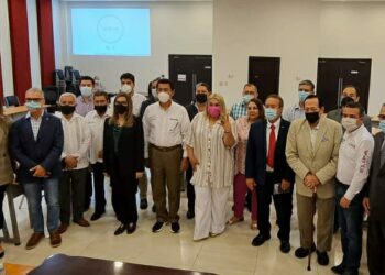 Expone Mario López a empresarios proyectos de su oferta política para Matamoros