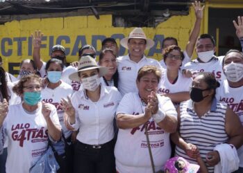 Ofrece Gattas pavimento y seguridad a tianguistas de Unidad Modelo