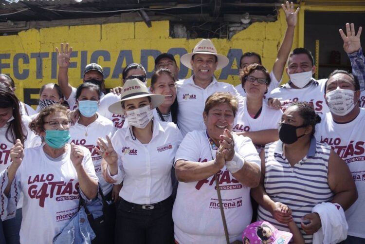 Ofrece Gattas pavimento y seguridad a tianguistas de Unidad Modelo