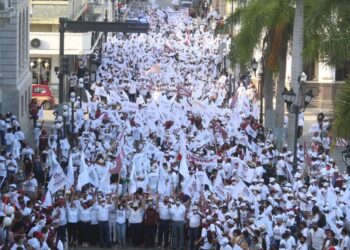 Miles toman las calles en apoyo a Olga Sosa para ser presidenta de Tampico