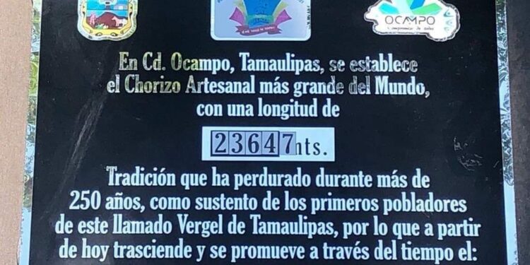 Rompen récord de chorizo más grande del mundo en Ocampo, Tamaulipas