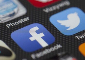 Facebook usará inteligencia artificial para controlar contenidos dudosos