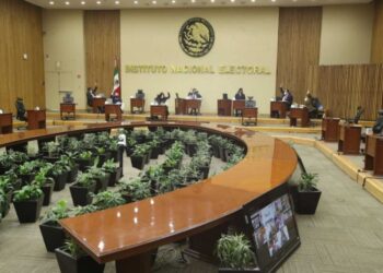 Tribunal Electoral ordena a INE investigar la página ‘Voto Útil’