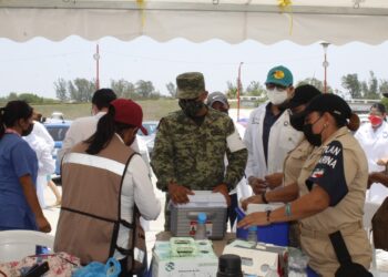 Colabora UAT en vacunación anticovid en el Campus Tampico