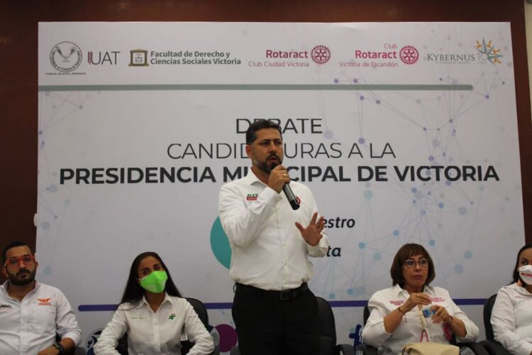 Expone Alex Montoya propuestas para impulsar desarrollo de Victoria