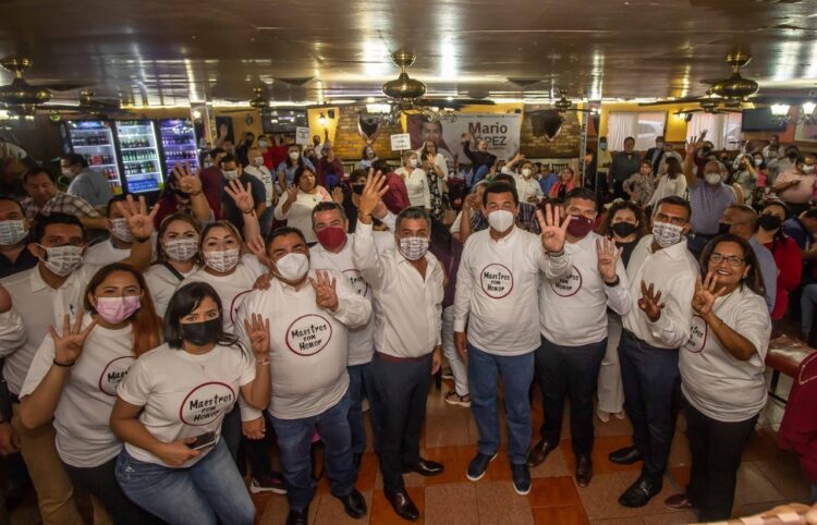 Maestros con Honor ofrecen a Mario López, voto masivo por Morena
