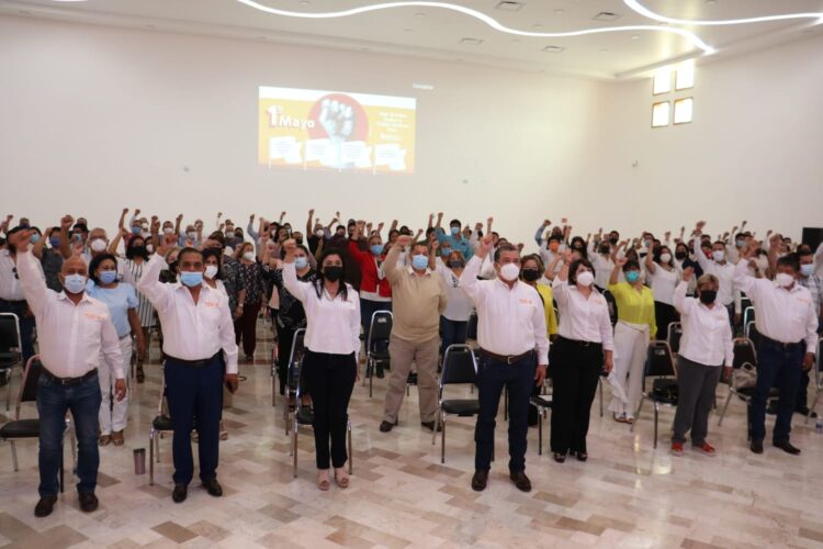 Demanda SNTE regular teletrabajo y reforma integral al sistema de pensiones