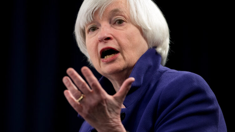 Descarta Yellen problema inflacionario por plan de crecimiento de Biden.