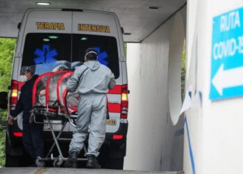 México suma 221 mil 647 muertos a causa de covid-19