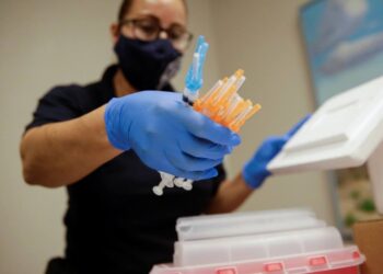 Ofrece Laredo vacunas covid gratis a cualquier mexicano