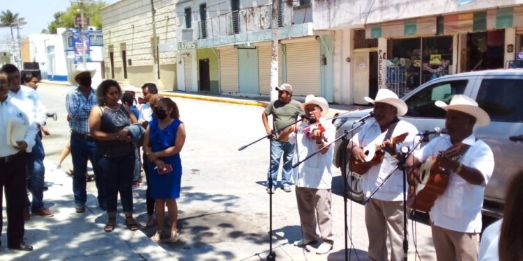 Reconocen labor de destacados personajes de Ocampo, Tamaulipas