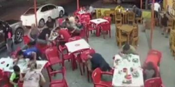 Graban balacera en Reynosa; comensales y clientes buscan refugio