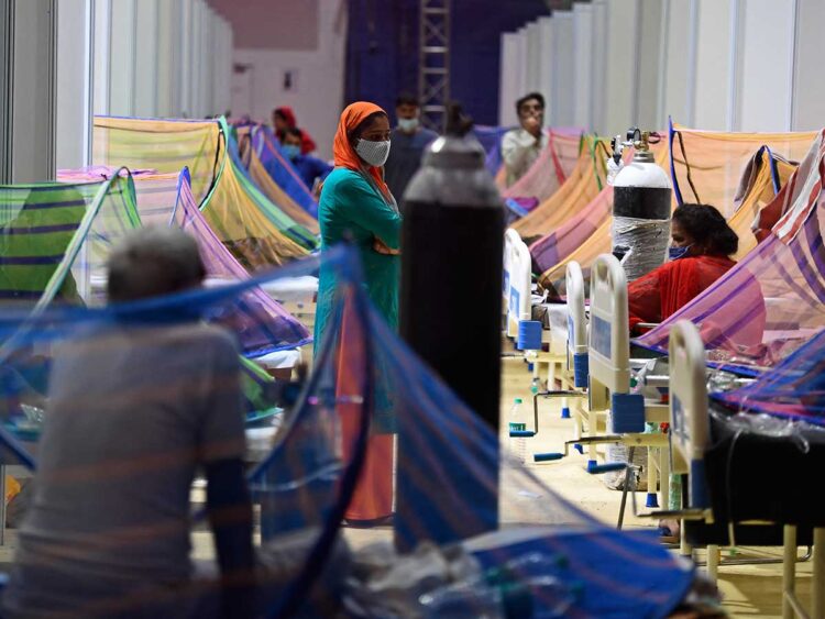 Mueren en hospitales de India por falta de oxígeno