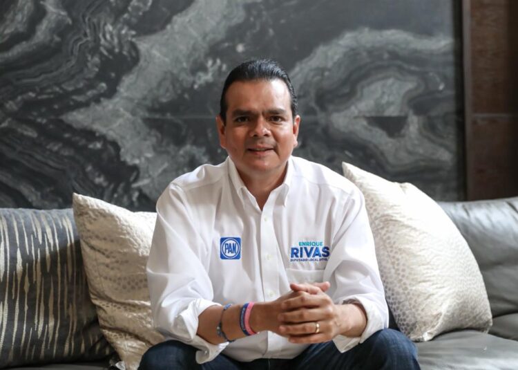 Servir es mi vocación revela Enrique Rivas