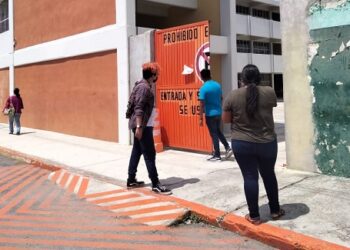 Inicia en Tampico vacunación para personas de 50 a 59 años