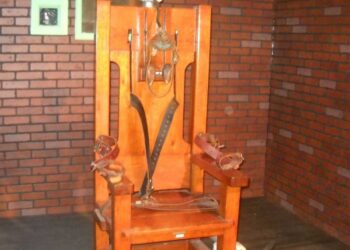 Obliga Carolina del Sur a condenados elegir entre silla eléctrica o fusilamiento