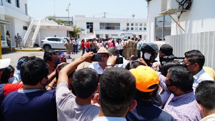 Organizaciones sindicales de Victoria se suman a Gattás