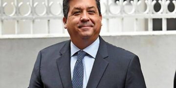 Admite Corte controversia por desafuero de Cabeza de Vaca