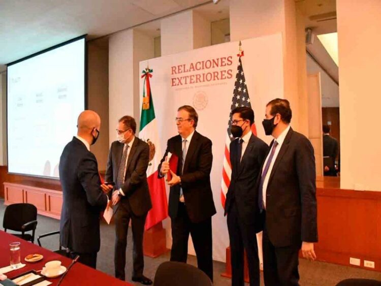 Analizan México y EU combate al crimen organizado