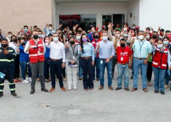 Se compromete Yahleel a mejorar  condiciones de transportistas