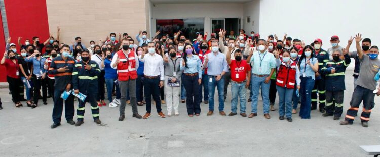 Se compromete Yahleel a mejorar  condiciones de transportistas