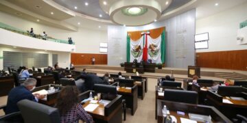 Ejercerá Congreso del Estado acciones penales contra funcionarios federales