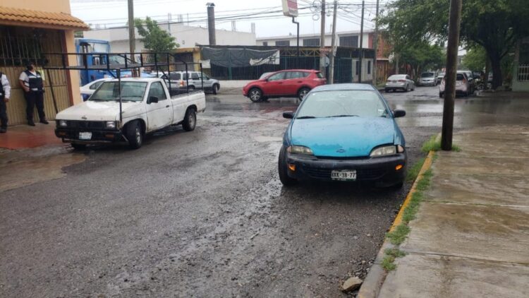 Aparatoso choque causa chofer