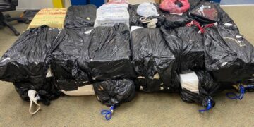 Intercepta EU embarcación con 725 kilos de cocaína en el Caribe