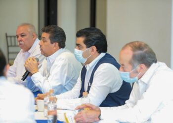 Reaparece García Cabeza de Vaca en reunión de gabinete de Tamaulipas