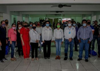 Gabriela Millá presenta propuestas a empleados del Ayuntamiento