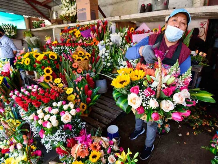 IMSS llama a la población a evitar repunte de contagios por el Día de las Madres