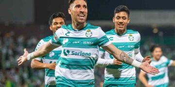 Santos Laguna derrota 5-0 a Gallos de Querétaro