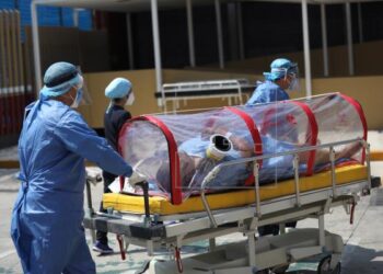 México suma 218 mil 985 muertes por covid-19