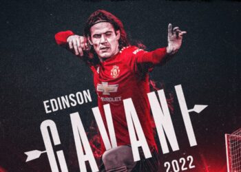 Edinson Cavani renueva contrato con Manchester United hasta el 2022