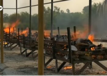 La India vive uno de los peores rebrotes