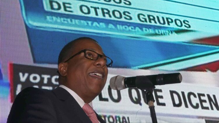 El funcionario designado por Joe Biden dijo que deben continuar las sanciones al régimen de Nicolás Maduro