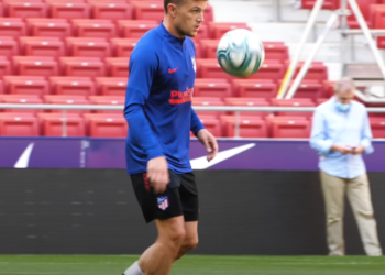 El Atlético de Madrid renovaría a Trippier por una temporada más