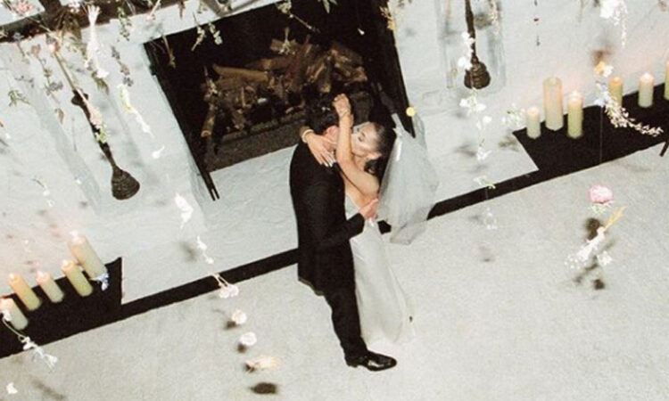 Ariana Grande rompe récord en Instagram al compartir fotografias de su boda