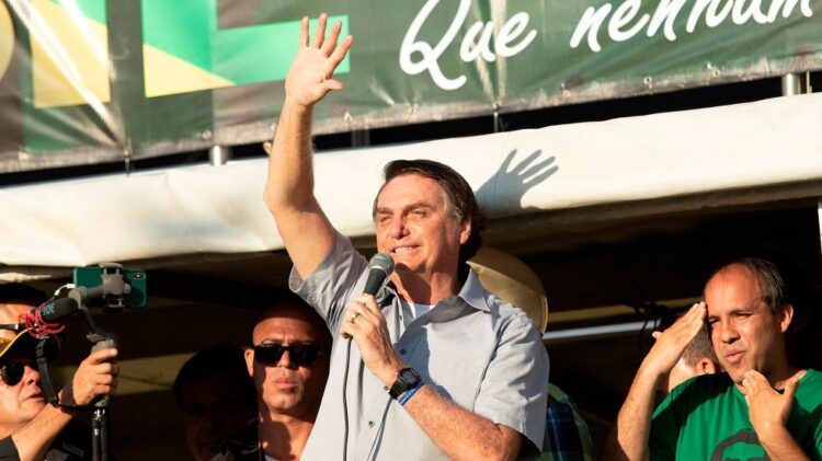 Los brasileños considera a Bolsonaro incapaz de liderar Brasil