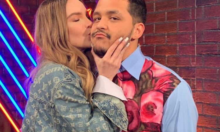 Belinda y Nodal tendrán participación en telenovela mexicana