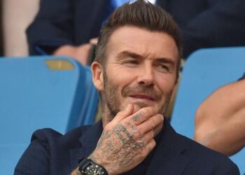 David Beckham publica por accidente su número de teléfono en redes sociales
