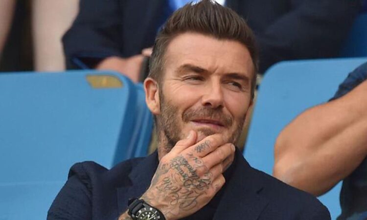 David Beckham publica por accidente su número de teléfono en redes sociales
