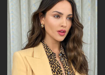 Eiza González es una de las 5 estrellas de Hollywood