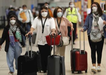 Estados Unidos, la esperanza de vacunas para los peruanos pudientes