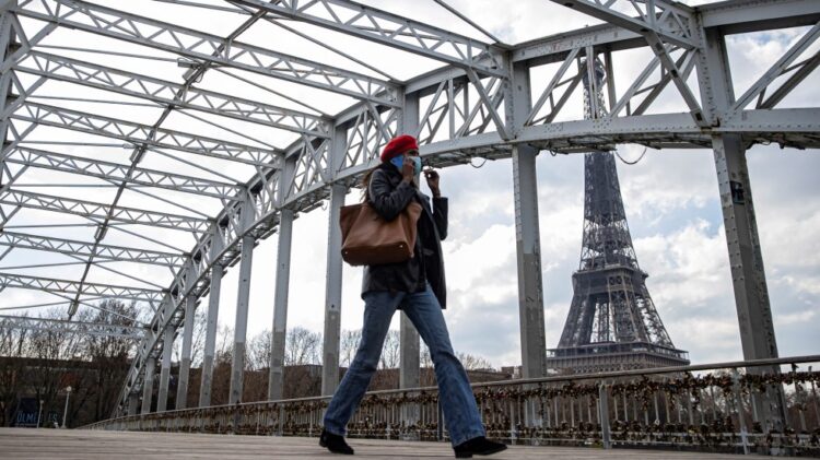 Francia mantiene estable pandemia de COVID