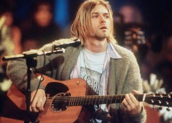 El cabello rubio de Kurt Cobain valen más que el oro